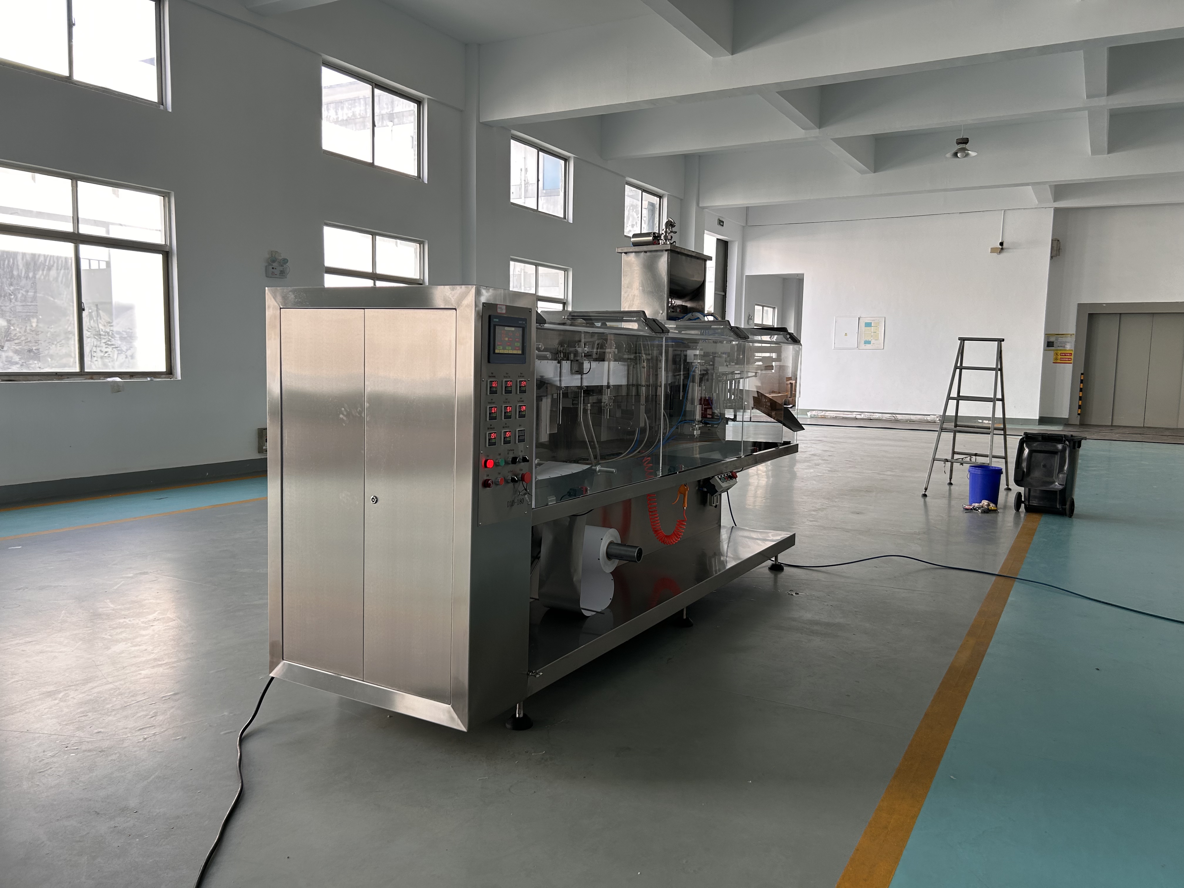 Horizontal Sachet Packing Machine